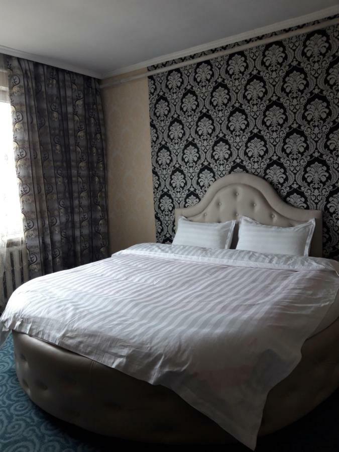 Bulbul Jamak Travel Hostel Улгий Экстерьер фото